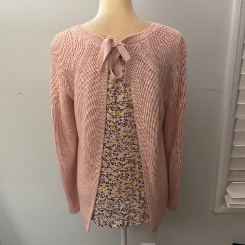 LOFT Sweater - Picture 1 of 9